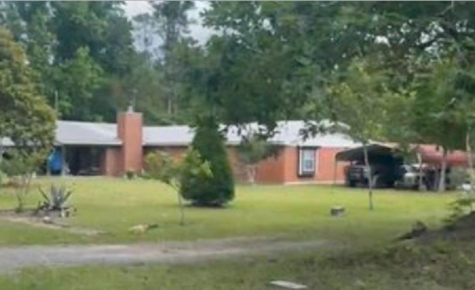 Baleó en la cabeza a una menor que jugaba a las escondidas con otros vecinos y se metió en su propiedad | Internacionales