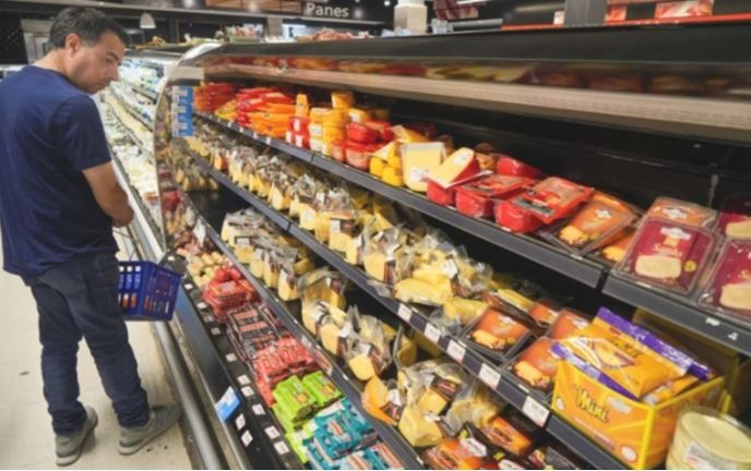 Los aumentos en alimentación de abril proyectan casi 200% anual, según la UBA | Economía