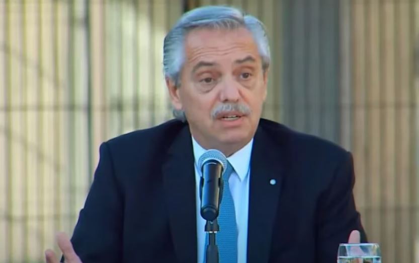 Fernández calificó a Milei como "energúmeno" y apuntó contra quienes dan "por muerto" al Frente de Todos | Política