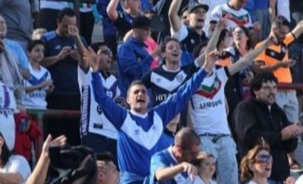 Los hinchas de Vélez pidieron la renuncia de la Comisión | Deportes