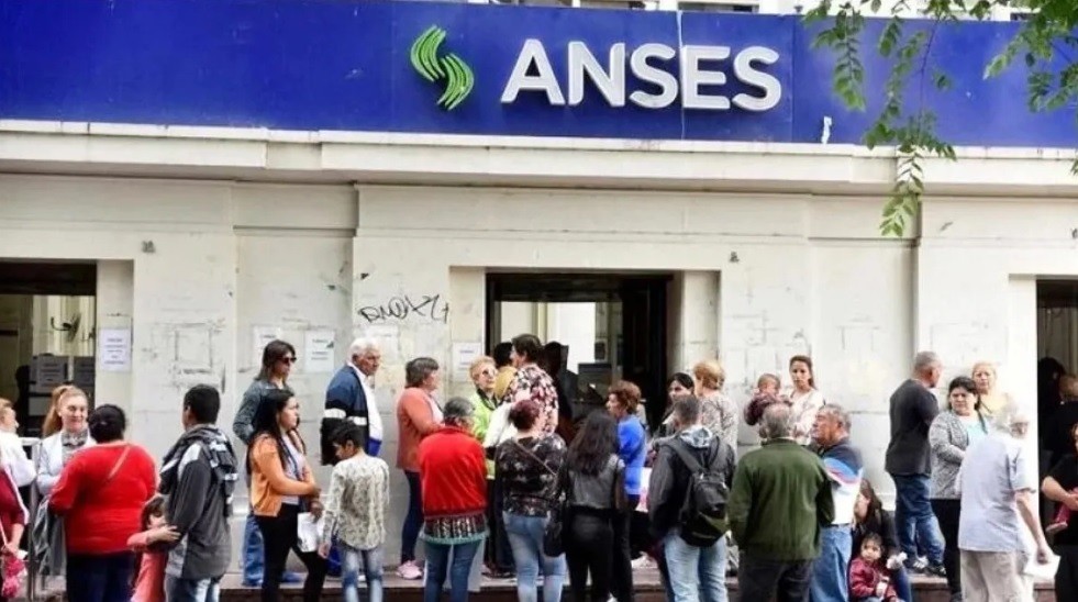 Jubilaciones: la ANSES empieza a abrir los sábados para iniciar trámites | Actualidad