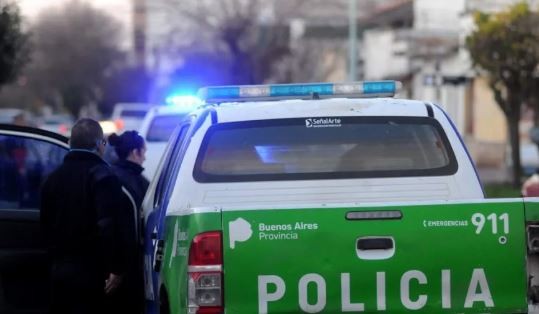Detienen in fraganti a cinco hombres, uno de ellos policía, en un asalto a jubilados en Quilmes | Actualidad