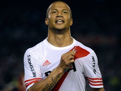 Carlos Sánchez fue elegido el mejor jugador de América 2015 | Deportes