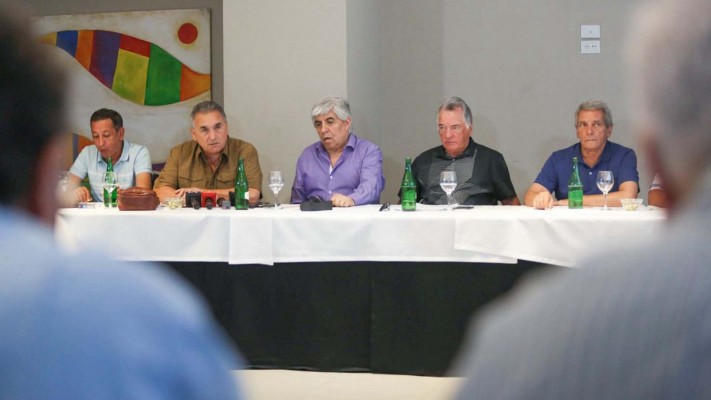 Duro comunicado sindical contra el Gobierno de Macri: "Hacen más ricos a los ricos y más pobres a los pobres" | Política