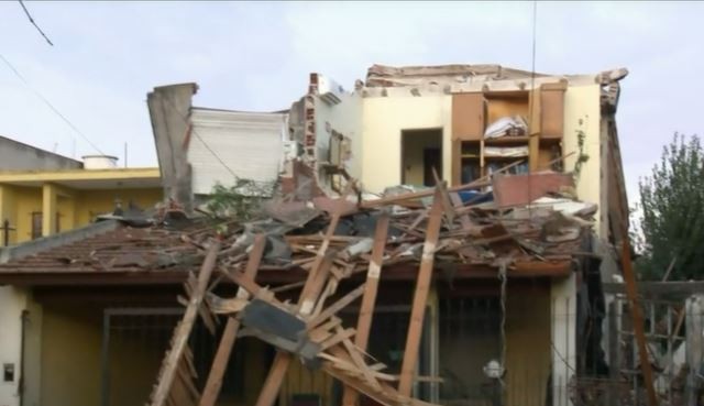 Explosión en Almirante Brown: Murió el hombre de 97 años que había sido rescatado | Actualidad