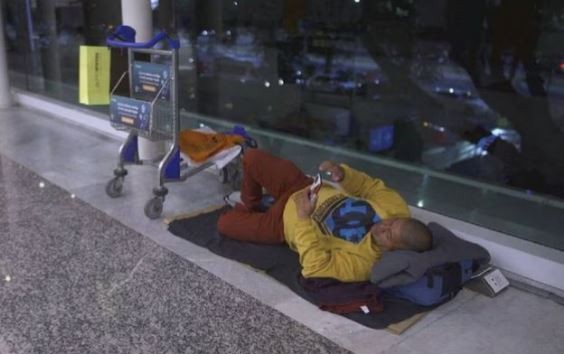 Más de 60 personas duermen todas las noches en el Aeroparque | Actualidad
