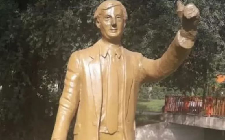 Córdoba: Reemplazarán una estatua de Néstor Kirchner por una de René Favaloro en Anisacate | Actualidad