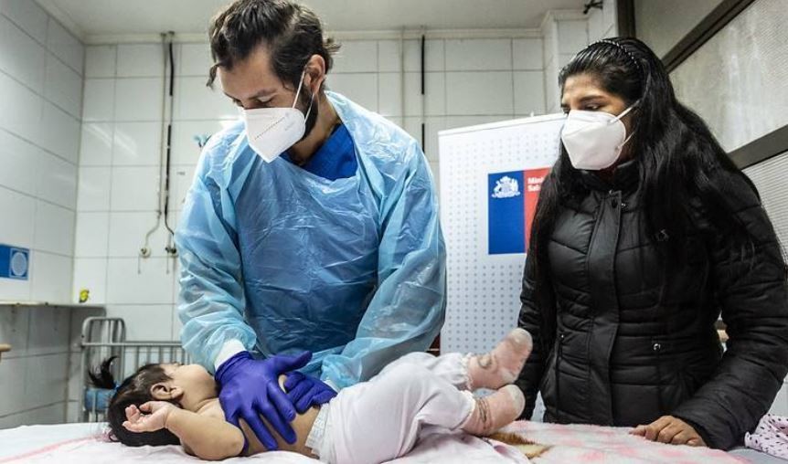 Chile confirmó cuatro muertos por virus respiratorios y 92% de camas críticas pediátricas ocupadas | Internacionales