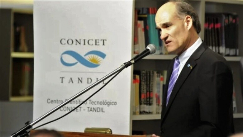 Un investigador de Tandil recibe el "Nobel de Veterinaria" | Actualidad