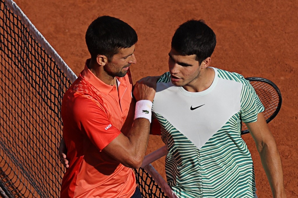 Djokovic, otra vez finalista de Roland Garros: venció a un disminuido Alcaraz | Deportes