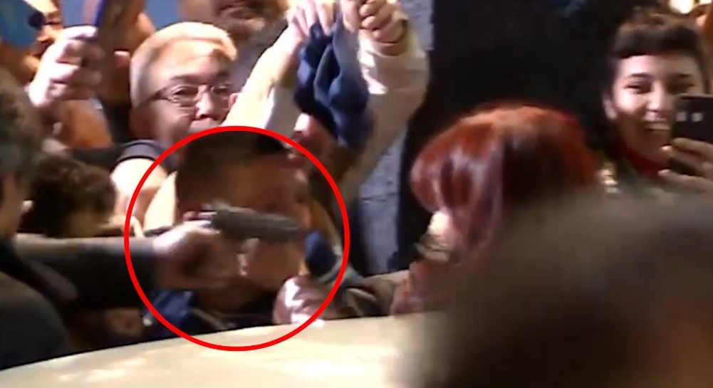 Elevan a juicio oral la causa por el intento de asesinato de Cristina Kirchner | Política