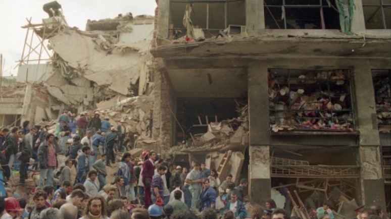 Ordenan la captura internacional de cuatro libanesas acusados por el atentado a la AMIA | Política