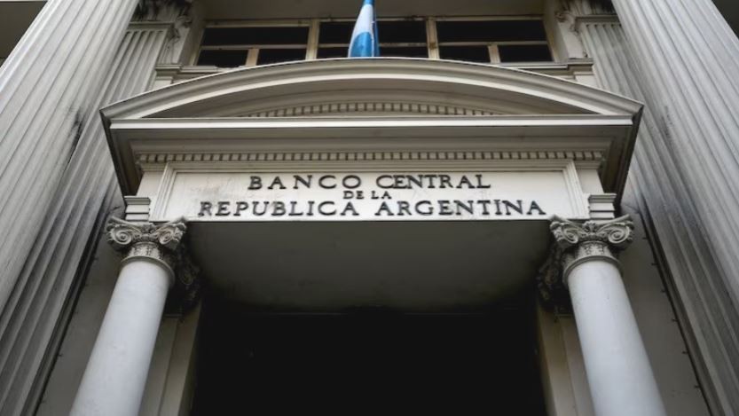 El Banco Central mantuvo en el 97% la tasa de los plazos fijos | Economía