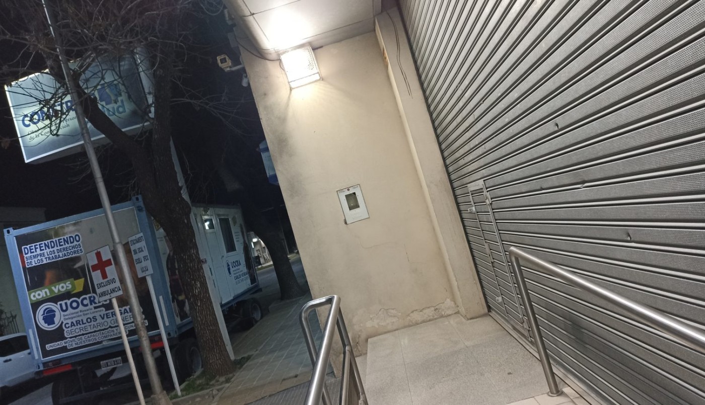 San Lorenzo: Balearon un edificio vinculado a la UOCRA | Actualidad