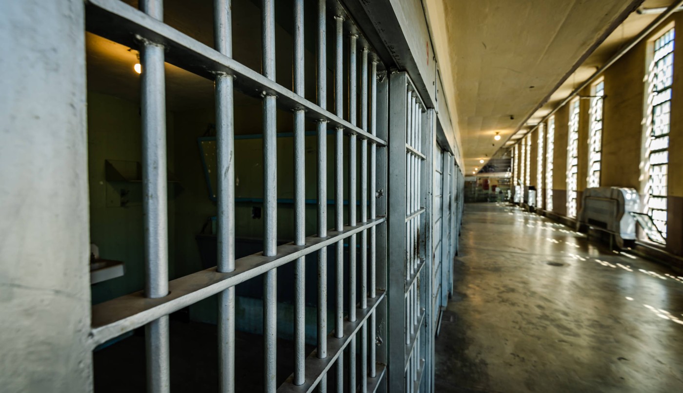 Mujer condenada por intentar introducir droga a la cárcel oculta en toallitas femeninas | Actualidad