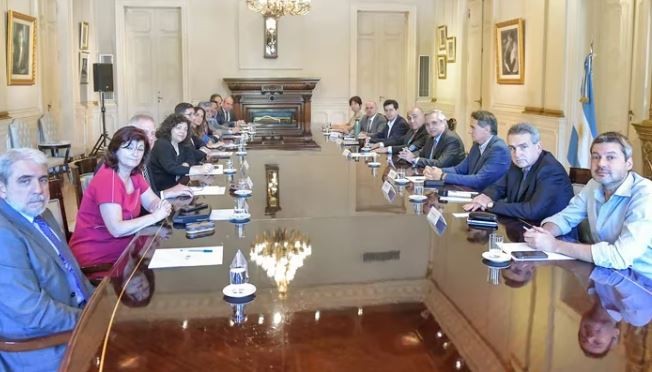 Agustín Rossi convocó a una reunión de Gabinete tras el cierre de listas | Política