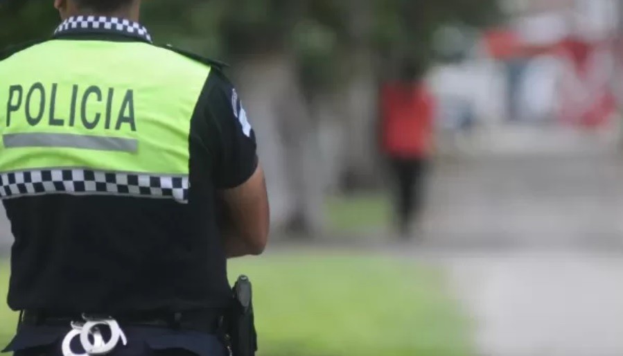 Condenaron a prisión a un policía por abusar sexualmente de una adolescente que estaba en situación de calle | Actualidad