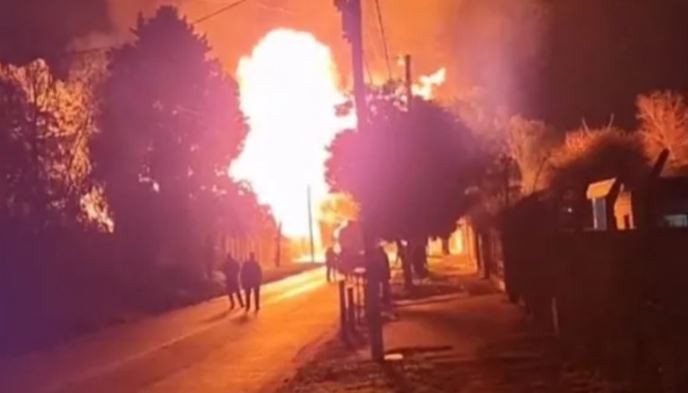 Feroz incendio en un depósito de pallets en Esteban Echeverría | Actualidad