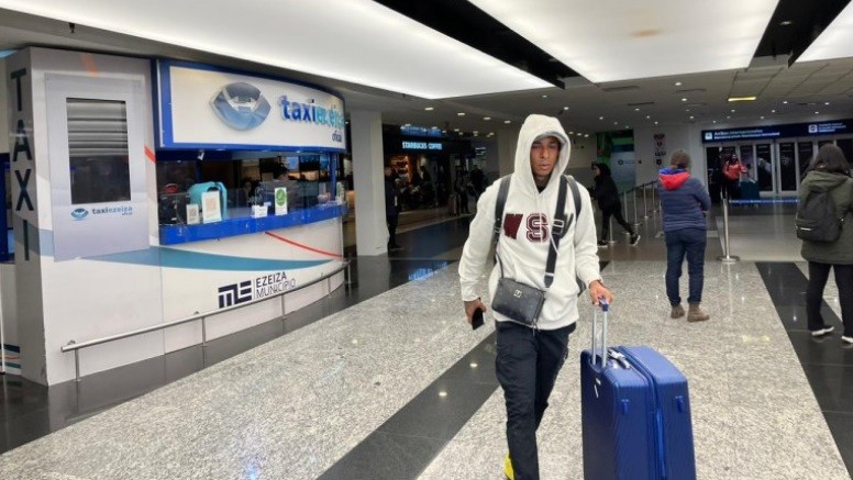 Tras la intimación de Boca, Villa regresó al país y deberá volver a entrenarse | Deportes