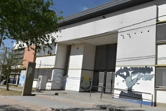 Pánico en Bahía Blanca: un alumno llevó un arma a la escuela | Actualidad