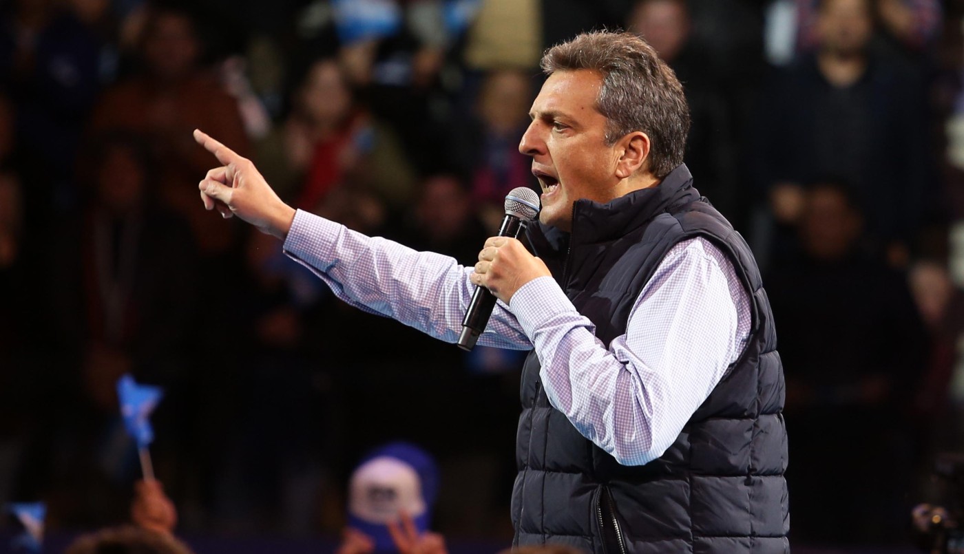 Definición de las negociaciones con el FMI y despliegue territorial, claves de la campaña de Massa | Política