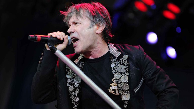 El cantante de Iron Maiden confesó que tuvo cáncer por el sexo oral | Espectáculos