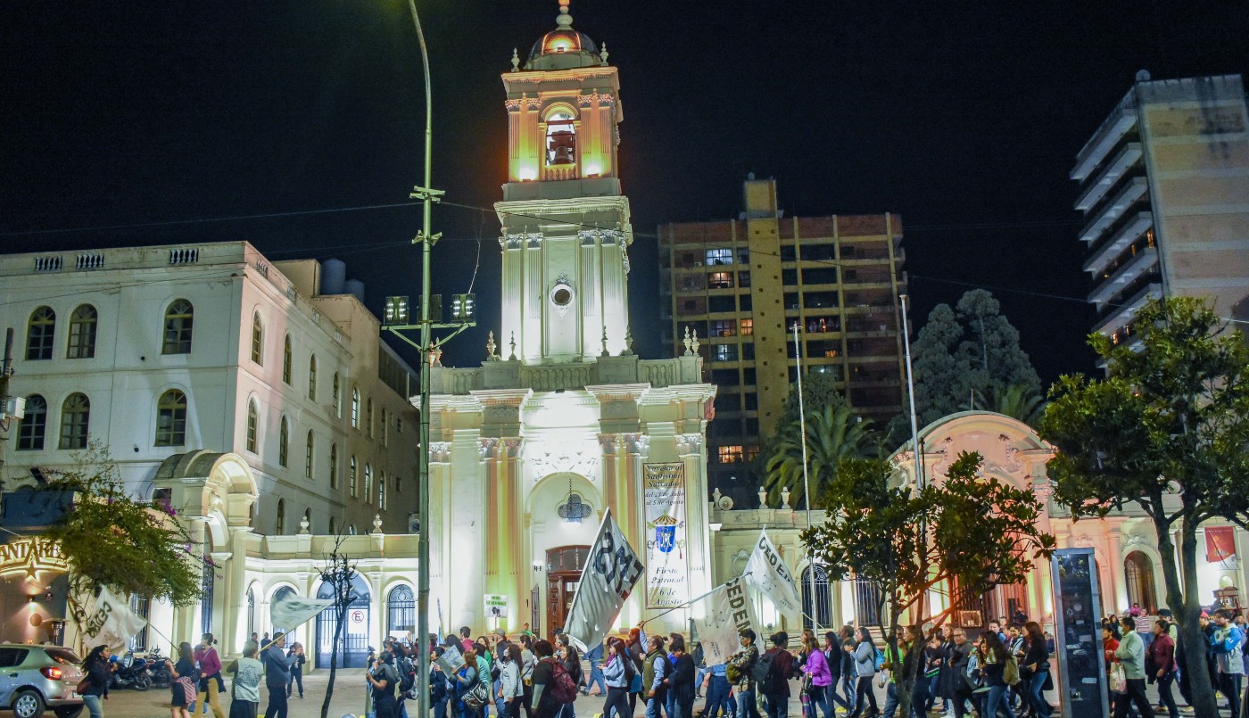 Jujuy: Docentes marcharon y cumplen medidas de fuerza ante la falta de paritarias | Actualidad
