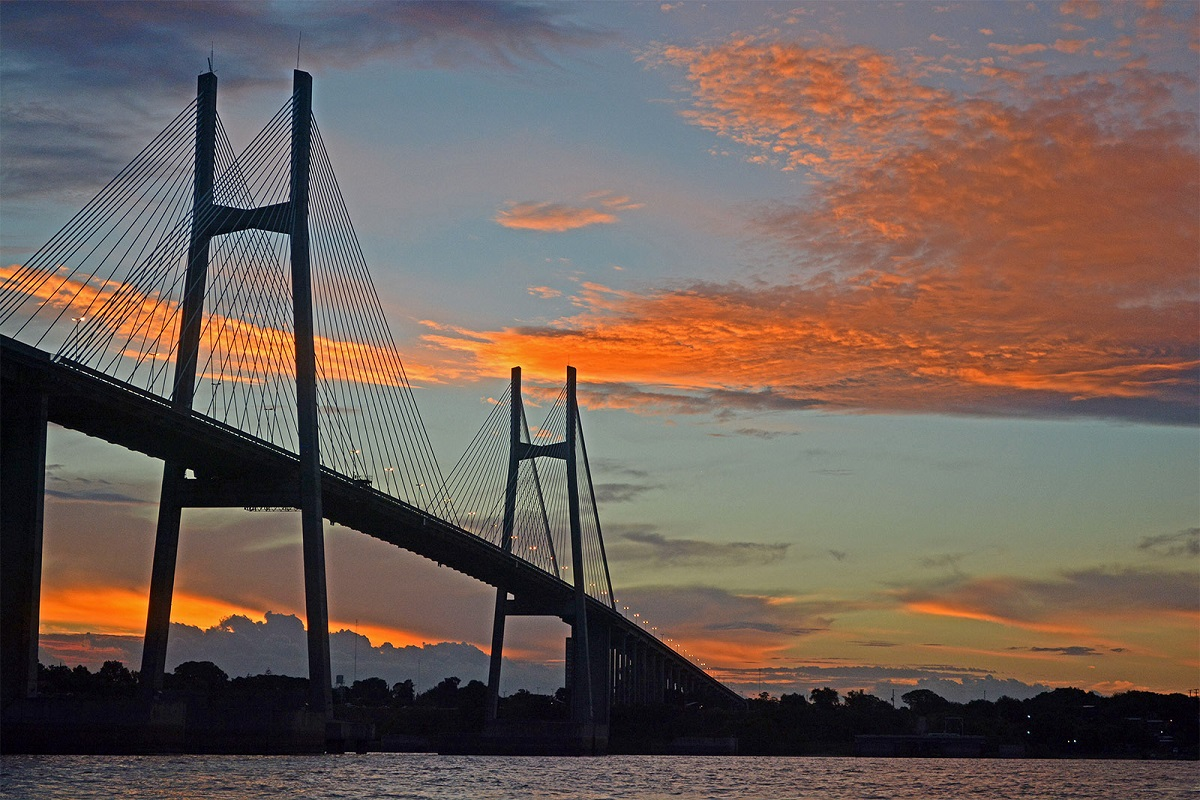 El puente Rosario-Victoria permanece a oscuras por robo de tendido eléctrico | Actualidad