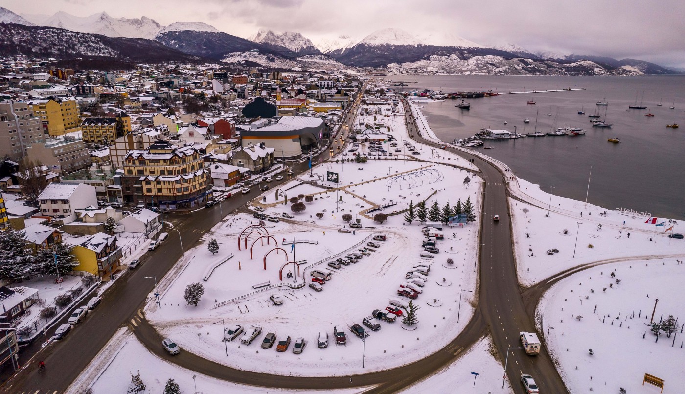 Aeropuerto de Ushuaia, cerrado: fuerte nevada y viento blanco | Actualidad