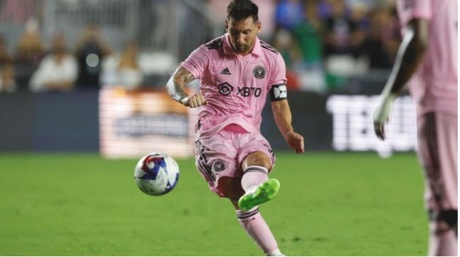 Una futbolista amateur revendió su entrada para ver a Messi para pagar una cirugía | Deportes