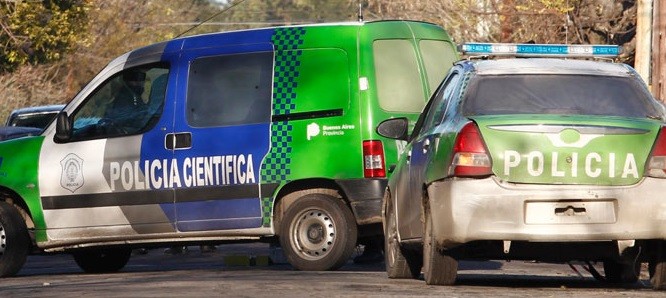 En su franco, un policía trabajaba de remisero y mató al ladrón que quiso asaltarlo: quedó detenido | Actualidad
