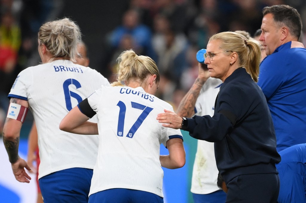 La entrenadora del seleccionado femenino de Inglaterra es considerada para dirigir el masculino | Deportes