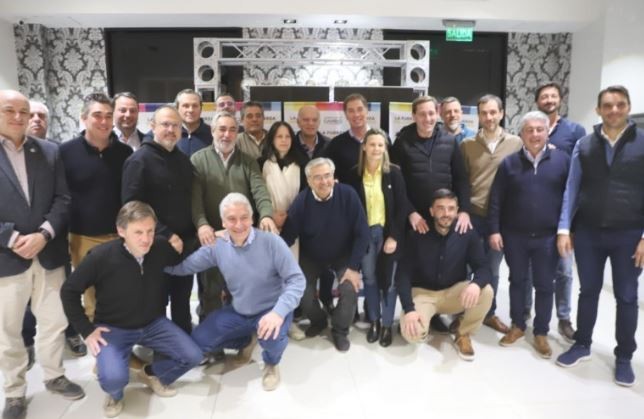 Intendentes opositores le reclaman al Gobierno un fondo extraordinario para pagar la suma fija | Política