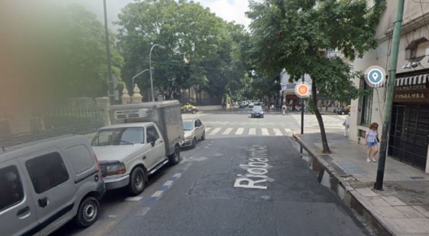 Tragedia a metros de la avenida Córdoba: murió una jubilada de 87 años tras tropezar con un pozo en la vereda | Actualidad