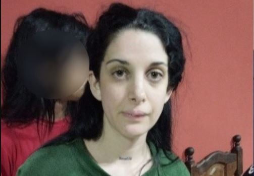 Acusada de integrar banda narco, se tragó el chip de un celular en plena requisa en su casa | Actualidad