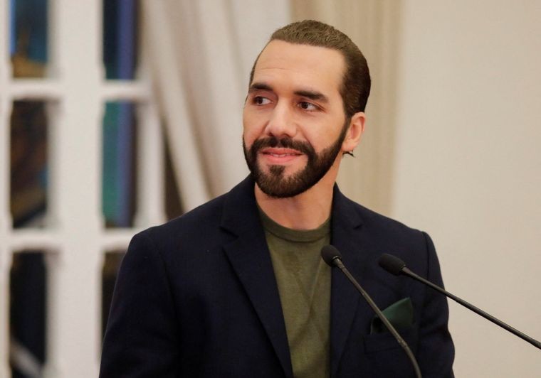 Bukele designó a un argentino para combatir la pobreza en la nueva fase de su plan de seguridad | Internacionales