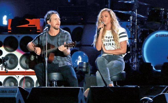 Eddie Vedder, de Pearl Jam, y Beyoncé, juntos contra la pobreza | Espectáculos
