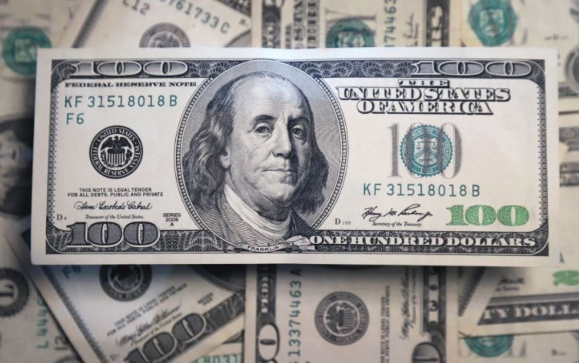 El dólar blue marcó un nuevo récord y ya se vende a $800 | Economía