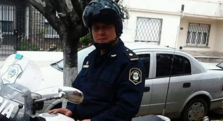 Un detenido por la ejecución de un comisario en Banfield: buscan a otros 6 motochorros | Actualidad