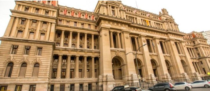 Tres años de prisión en suspenso por el abuso sexual de las hijas de su pareja y una tentativa de robo | Actualidad