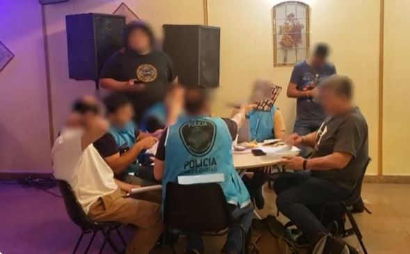 Desbaratan garito durante torneo de póker ilegal en Agronomía | Actualidad