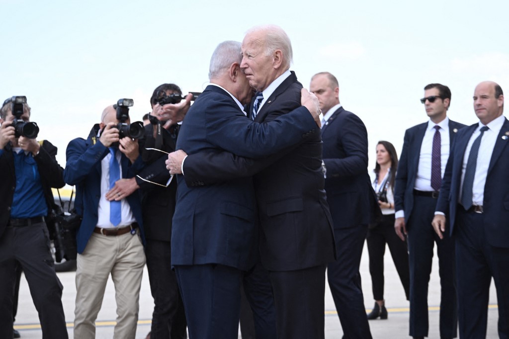 Biden llegó a Israel y se abrazó con Netanyahu: "Los estadounidenses están de luto con ustedes" | Internacionales