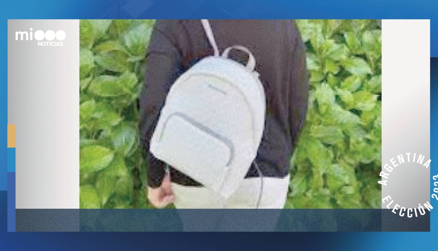 Interceptan a una mujer que se llevaba boletas en su mochila al salir del cuarto oscuro | Elecciones 2023