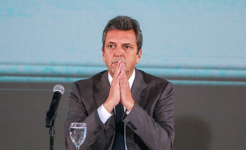 Massa: "Si no resuelven el abastecimiento, el miércoles no van a poder sacar un barco de exportación" | Política