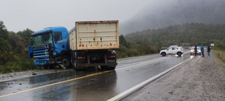 Murieron seis turistas en un choque frontal camino a Villa La Angostura | Actualidad