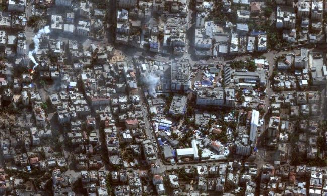 Israel atacó el principal hospital de Gaza e instó a Hamás a rendirse | Internacionales