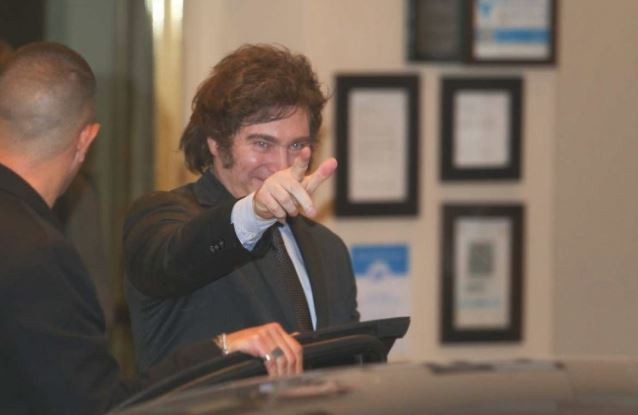 Milei se comparó con Scaloni y dijo que quiere que se quede en la Selección | Política