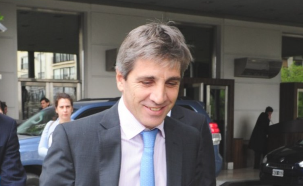 La propuesta de Caputo para deasarmar la "bomba" de las Leliqs | Economía