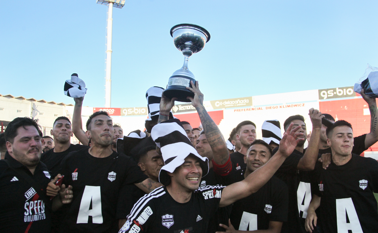 El camino de Deportivo Riestra a la primera división del fútbol argentino | Deportes
