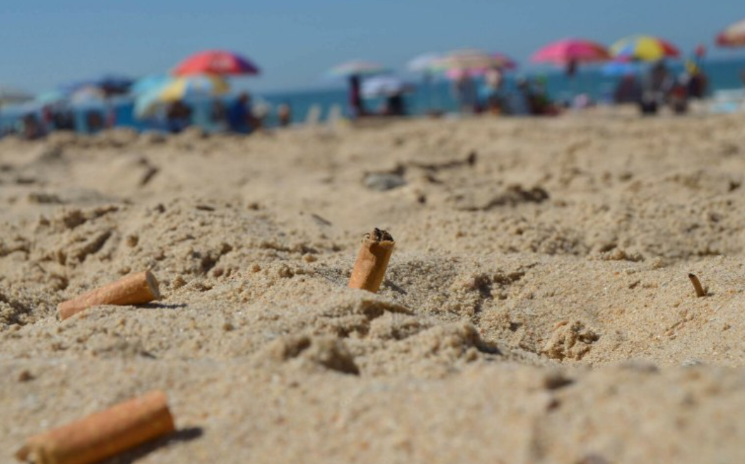 Rige la prohibición de fumar en las playas de Mar del Plata | Actualidad
